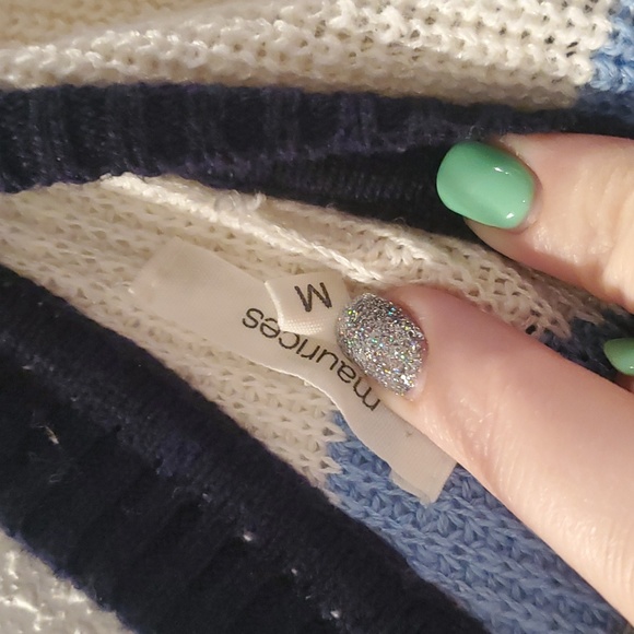 2/$10 Maurice's medium Knitt Top - Picture 2 of 3